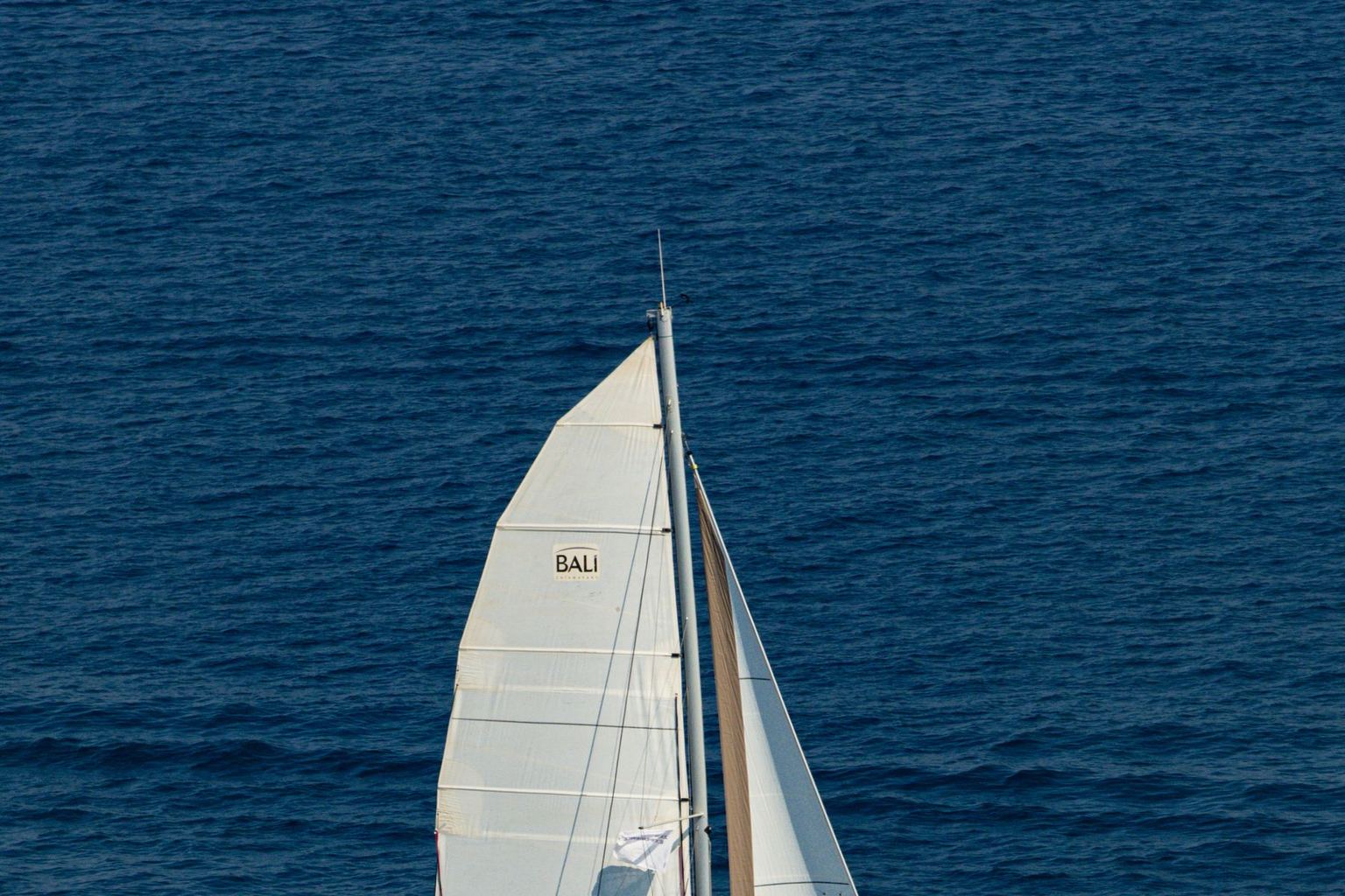 Lagoon 65