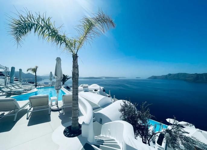 A Must-Read for Beginners! Top Destinations for Bareboat Charter in Greece—Avoid the Pitfalls of Santorini 2 bareboat charter greece best destinations_bareboat charter greece best destinations_bareboat charter greece best destinations
