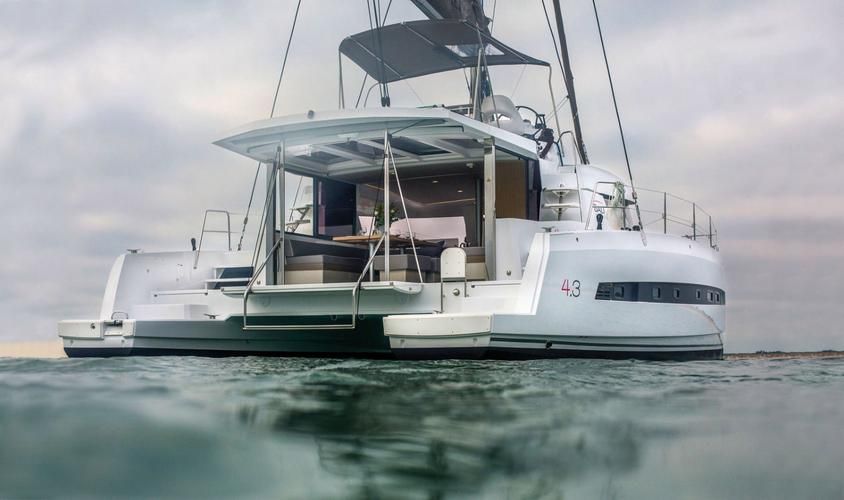 How Much Does a Catamaran Vacation Ownership Actually Cost? My Real Bill + A Complete Account of the Pitfalls I Encountered 1 catamaran vacations ownership cost_catamaran vacations ownership cost_catamaran vacations ownership cost