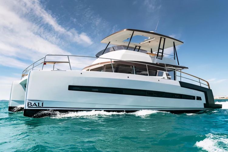 Choosing a Catamaran in Bali: 10 Practical Tips from a Veteran Boat Owner 1 bali catamaran buying tips_bali catamaran buying tips_bali catamaran buying tips