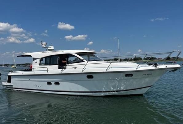 Sailing Yacht Rental Guide: Tips from European and American Enthusiasts to Help You Avoid Pitfalls 2 sailing yacht charter guide_sailing yacht charter guide_sailing yacht charter guide