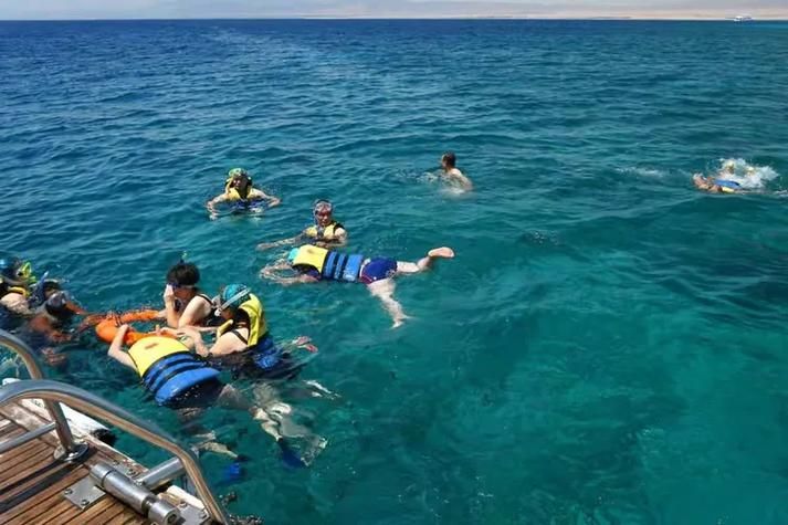 How to Choose a Catamaran for a Week-Long Charter? A Guide to Size, Tonnage, and Specifications to Help You Avoid Pitfalls 1 rent a catamaran for a week specifications_rent a catamaran for a week specifications_rent a catamaran for a week specifications